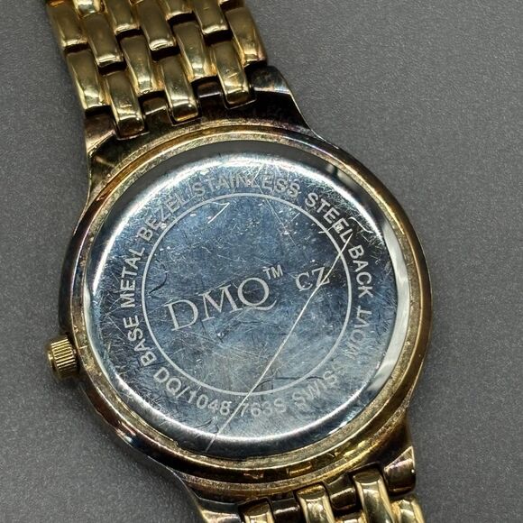 Ladies DMQ Swiss Quartz Gold Tone Watch Cubic Zirconia Bezel Bracelet Band WORKS - Picture 4 of 12